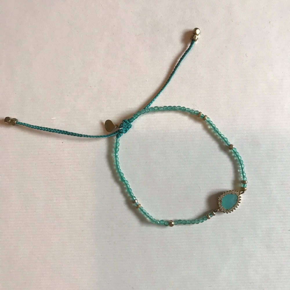 Turquoise stone bracelet